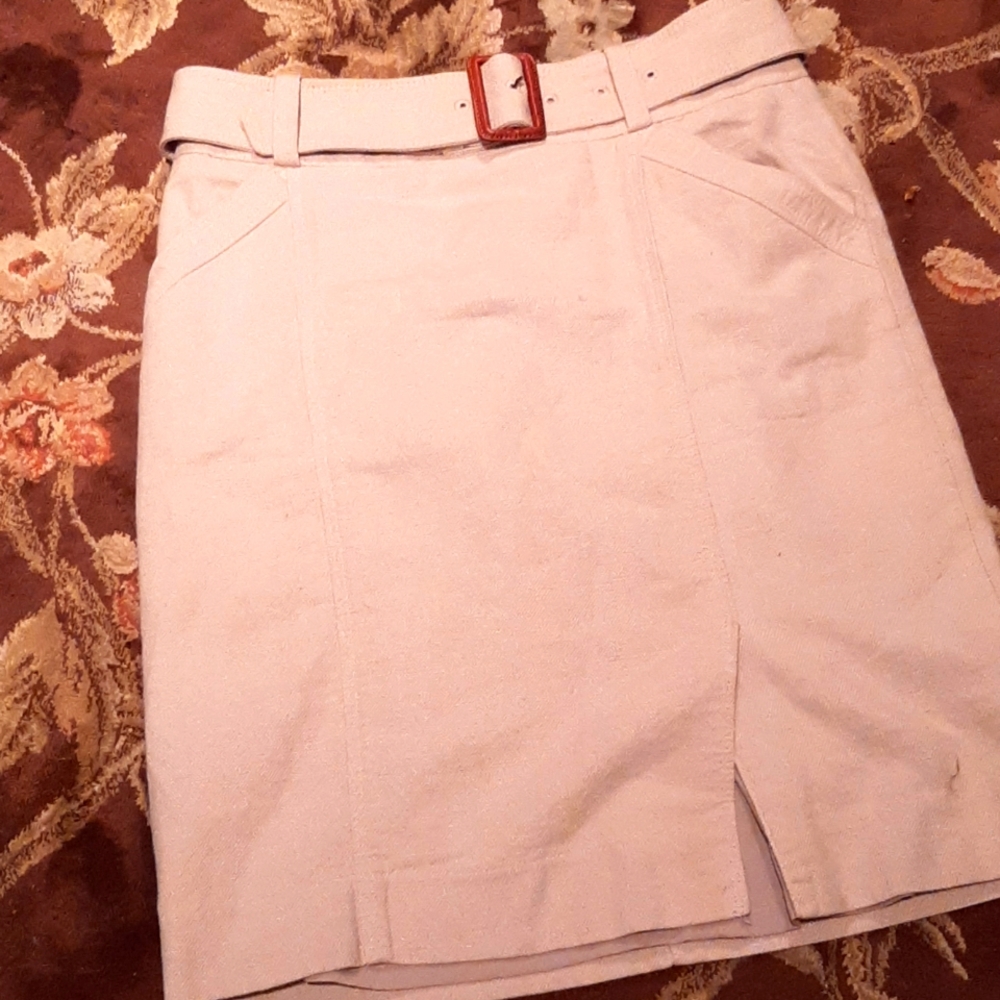 The Limited cotton beige belted pencil skirt size 4.